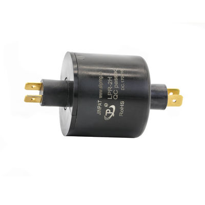 品質  LPR Pin Slip Rings 2 Pin Slip Ring Rounds 25A Loading Capacity Strong Current Long Life 工場